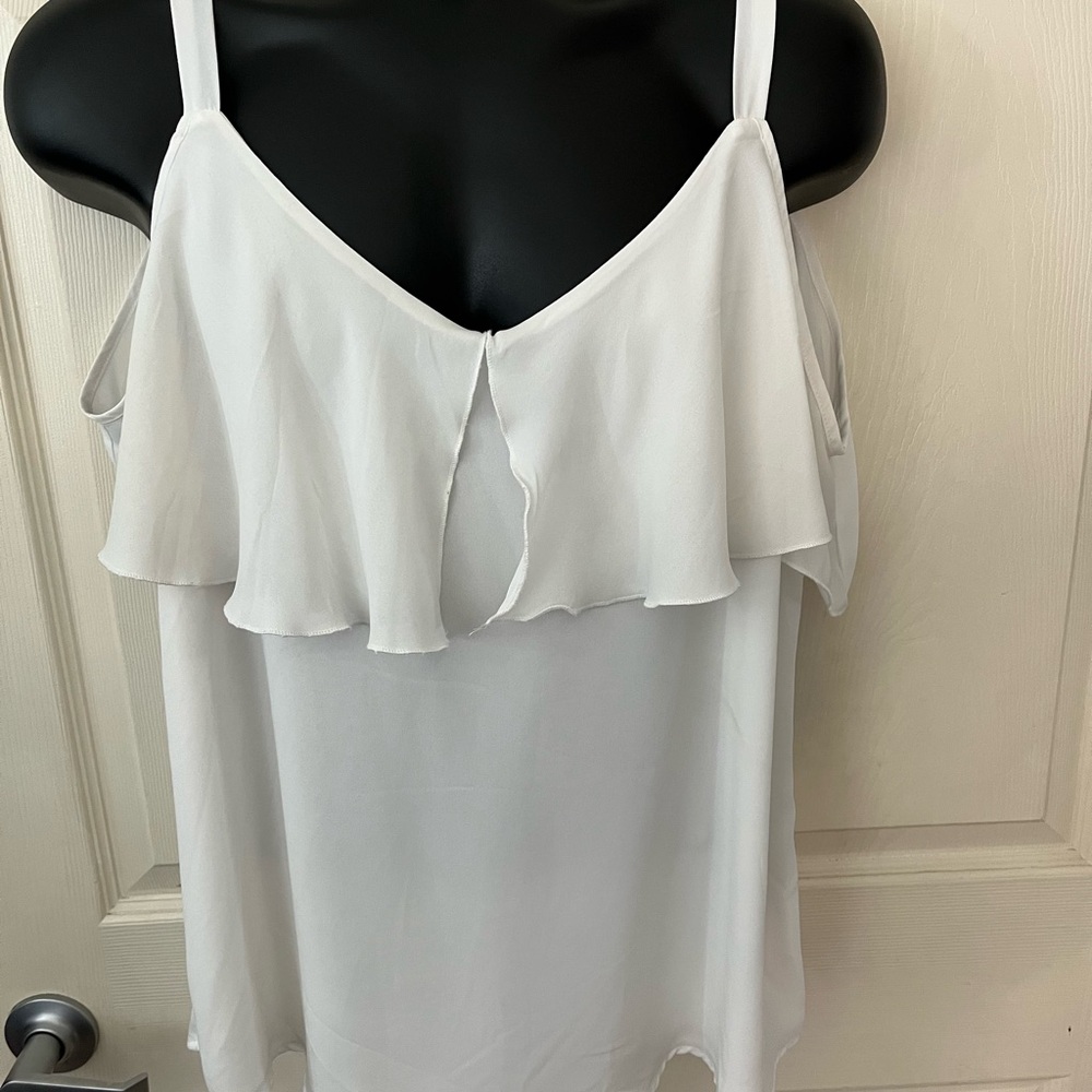 NY&Co. White Ruffle Top XL